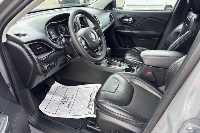 2022 Jeep Cherokee Trailhawk