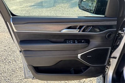2024 Jeep Wagoneer L Series III