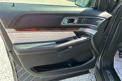 2016 Ford Explorer Platinum