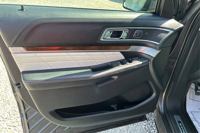 2016 Ford Explorer Platinum