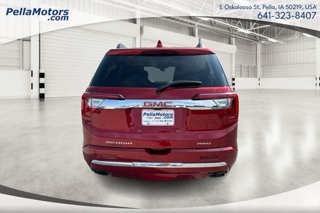 2023 GMC Acadia Denali