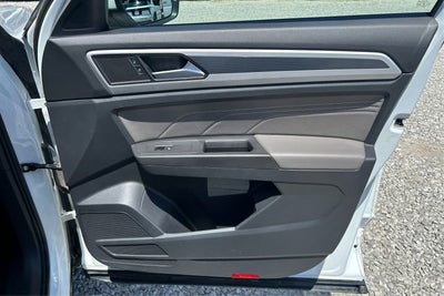 2022 Volkswagen Atlas Cross Sport 3.6L V6 SEL R-Line
