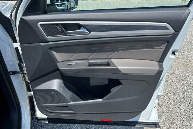 2022 Volkswagen Atlas Cross Sport 3.6L V6 SEL R-Line