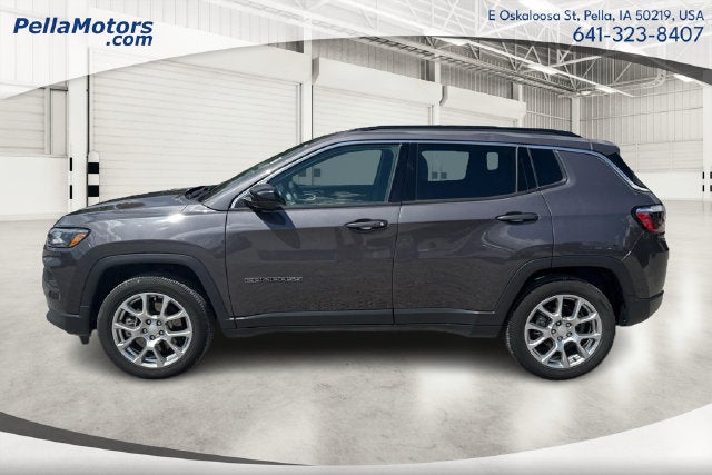 2024 Jeep Compass Latitude Lux