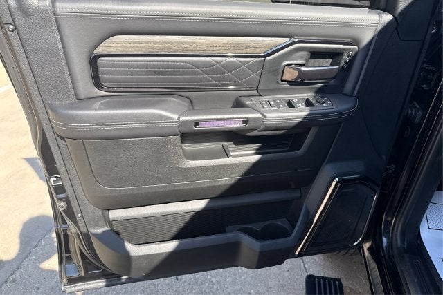 2025 RAM 3500 Limited
