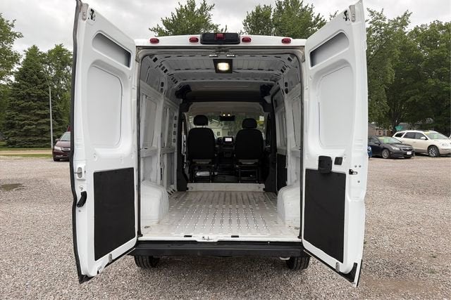 2025 RAM ProMaster Cargo Van Tradesman