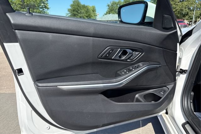 2024 BMW 3 Series 330i