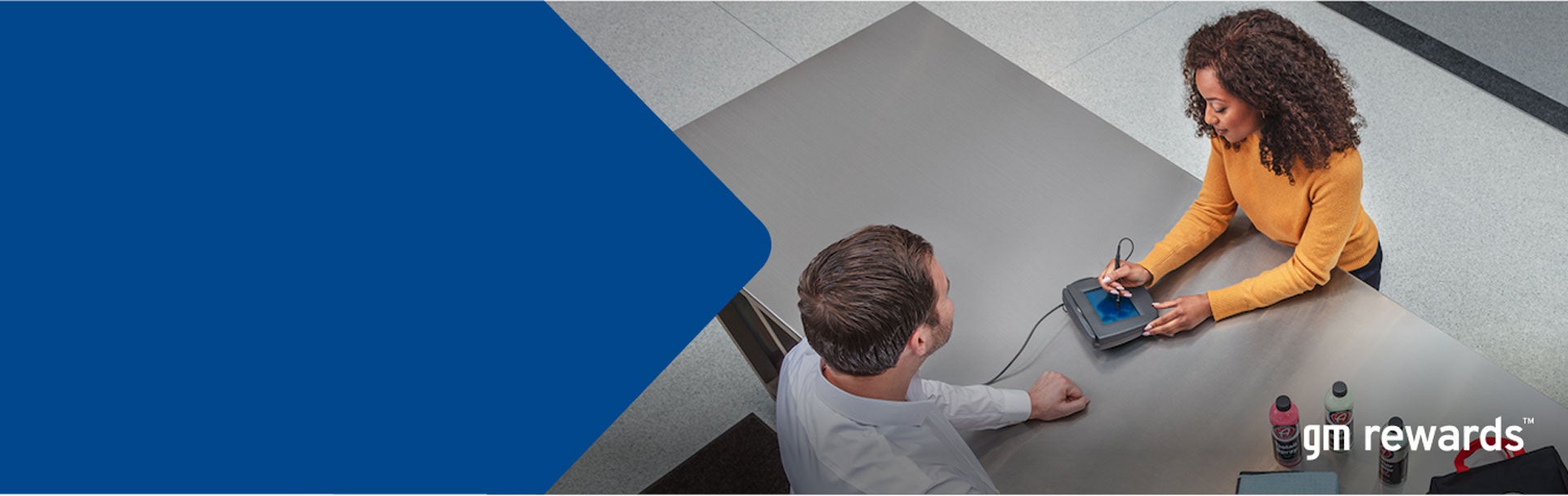 Pella Motors GMC in Pella IA