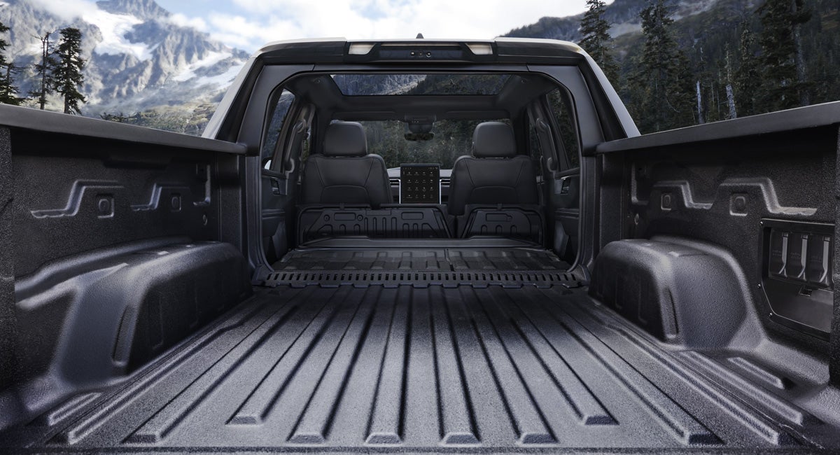 Pella Motors GMC in Pella IA